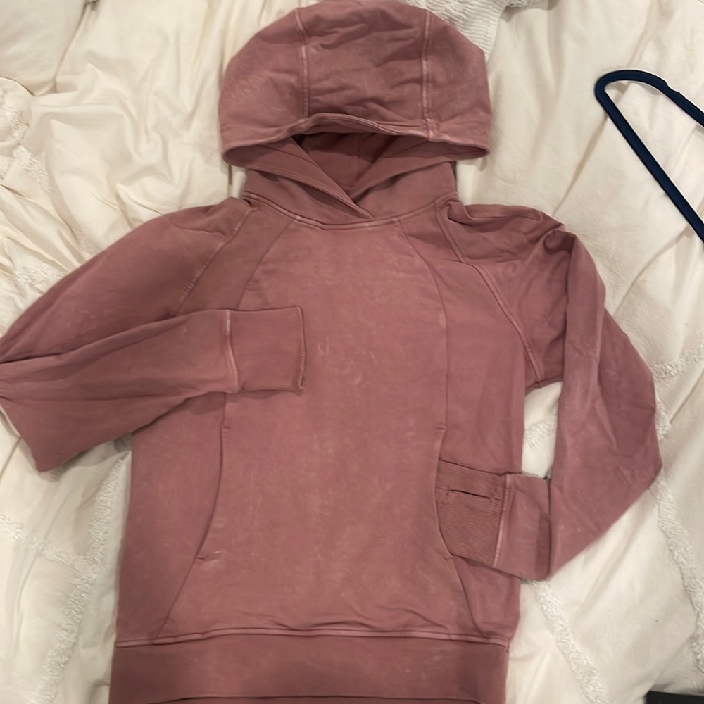 LULULEMON hoodie. Dusty rose. Size 2